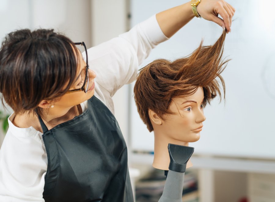 Innovation, design and craftsmanship are at the heart of the product. 01